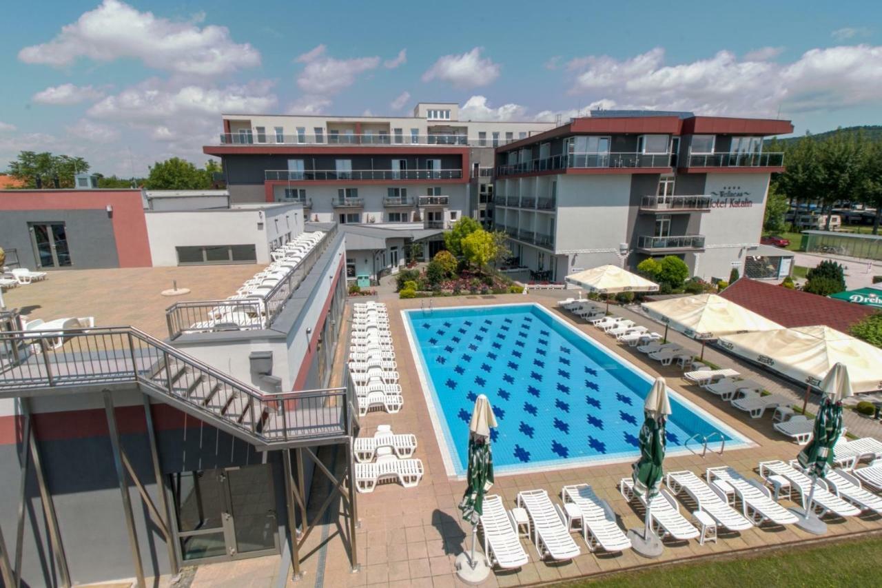 Wellness Hotel Katalin Gyenesdiás Exterior foto